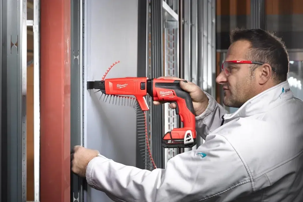 MILWAUKEE- M18™-FSGC-202X -Visseuse Chargeur de Vis en Bandes. (Pack) milwaukeebe-m18-fsgc-202x-visseuse-chargeur-vis-bandes 6 MILWAUKEE- M18™-FSGC-202X -Visseuse Chargeur de Vis en Bandes. (Pack) milwaukeebe-m18-fsgc-202x-visseuse-chargeur-vis-bandes 6