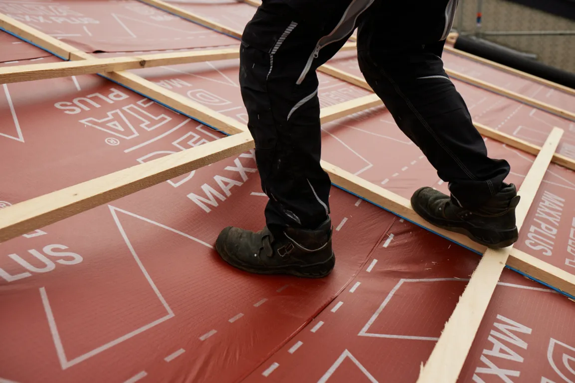 DELTA® -DeltaMaxx Plus -Écran de sous toiture. HPV deltabe-delta-maxx-plus-ecran-sous-toiture-hpv 4