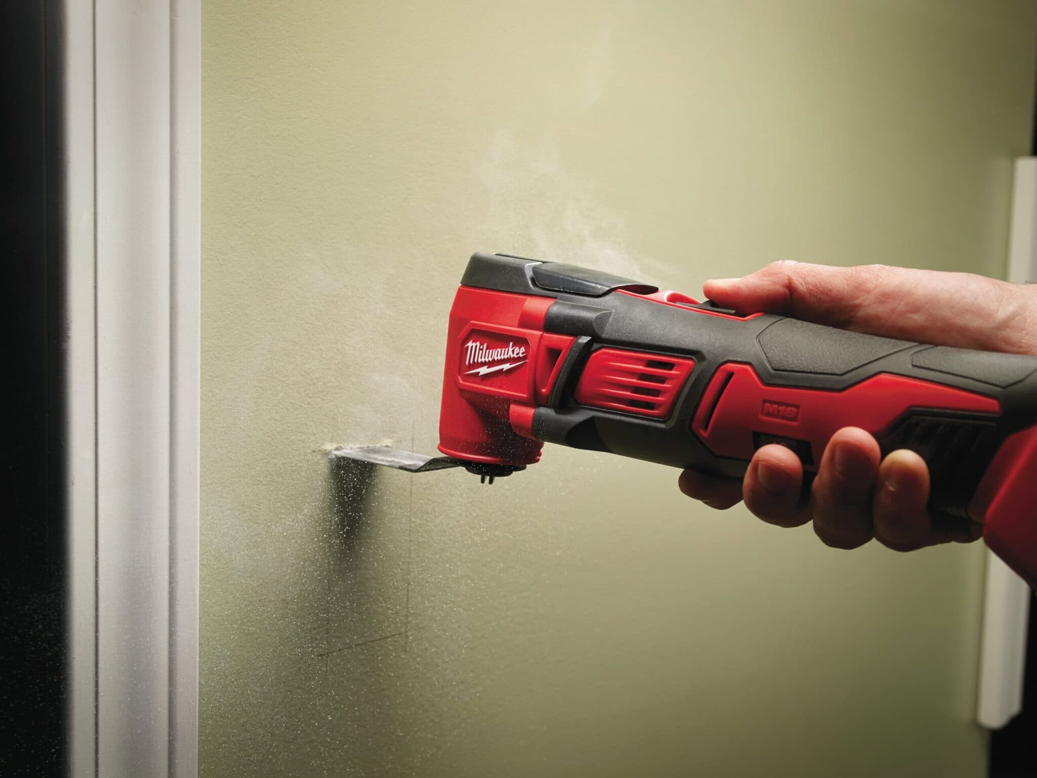 MILWAUKEE- M18™-BMT-421C -Multi-Tool 18V. (Pack) milwaukeebe-m18-bmt-421c-multi-tool-18v 5