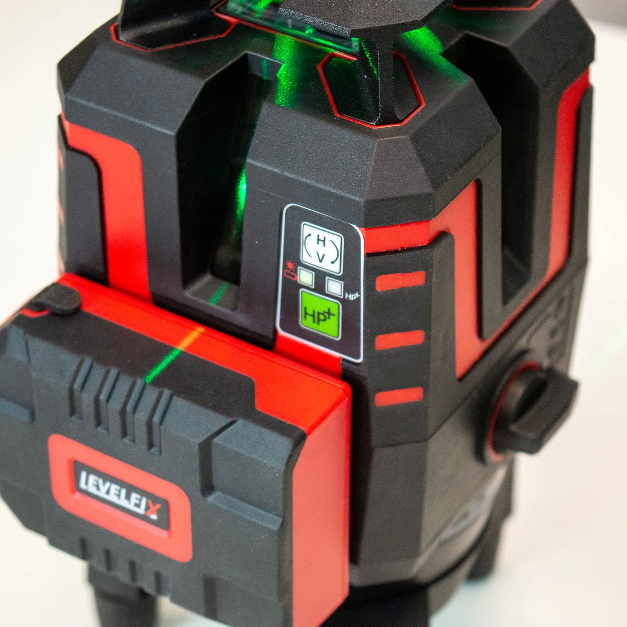 LEVELFIX -CCL680G -Laser Multi Lignes