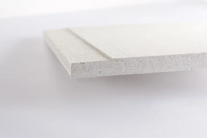 ISOLAVA VidiWall BA13 est une plaque en fibro-ciment de construction résistante